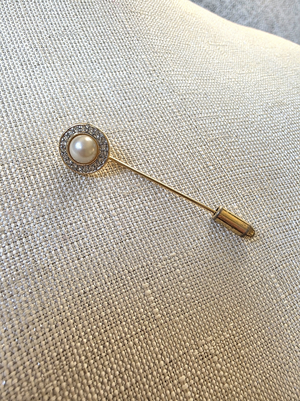 Vintage Crown Trifari Pearl & Rhinestone Halo Stick Pin 1950s - Picture 4 of 10